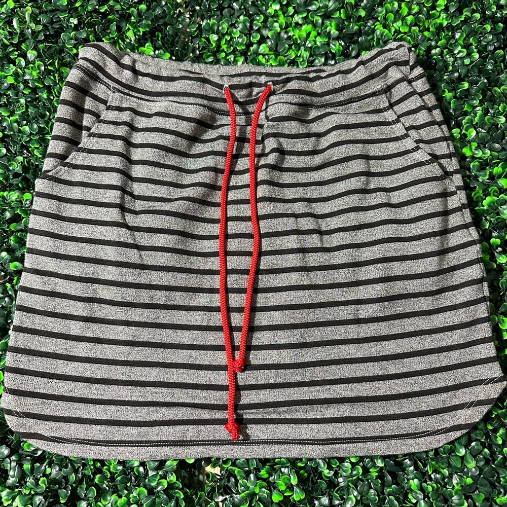 Sundry | The Everyday Striped Skirt // 0 (XS)